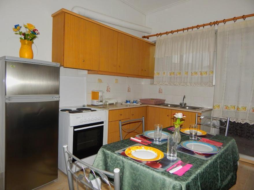 Cozy Apartment For 2-5 People-Center Tripoli 1 Extérieur photo